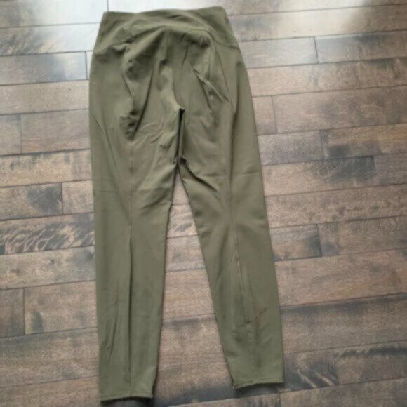 Lululemon Here to There Pants - Picture 4 of 5